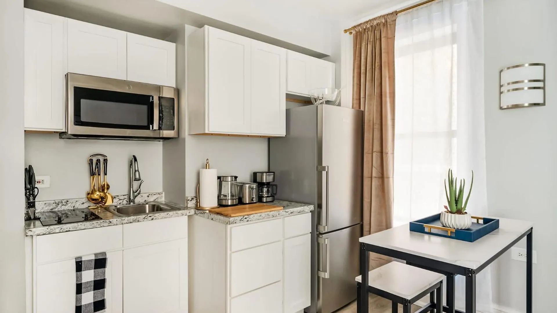 Apartmán 73-308 New 1Br 1Bth Uws Doorman Gym New York