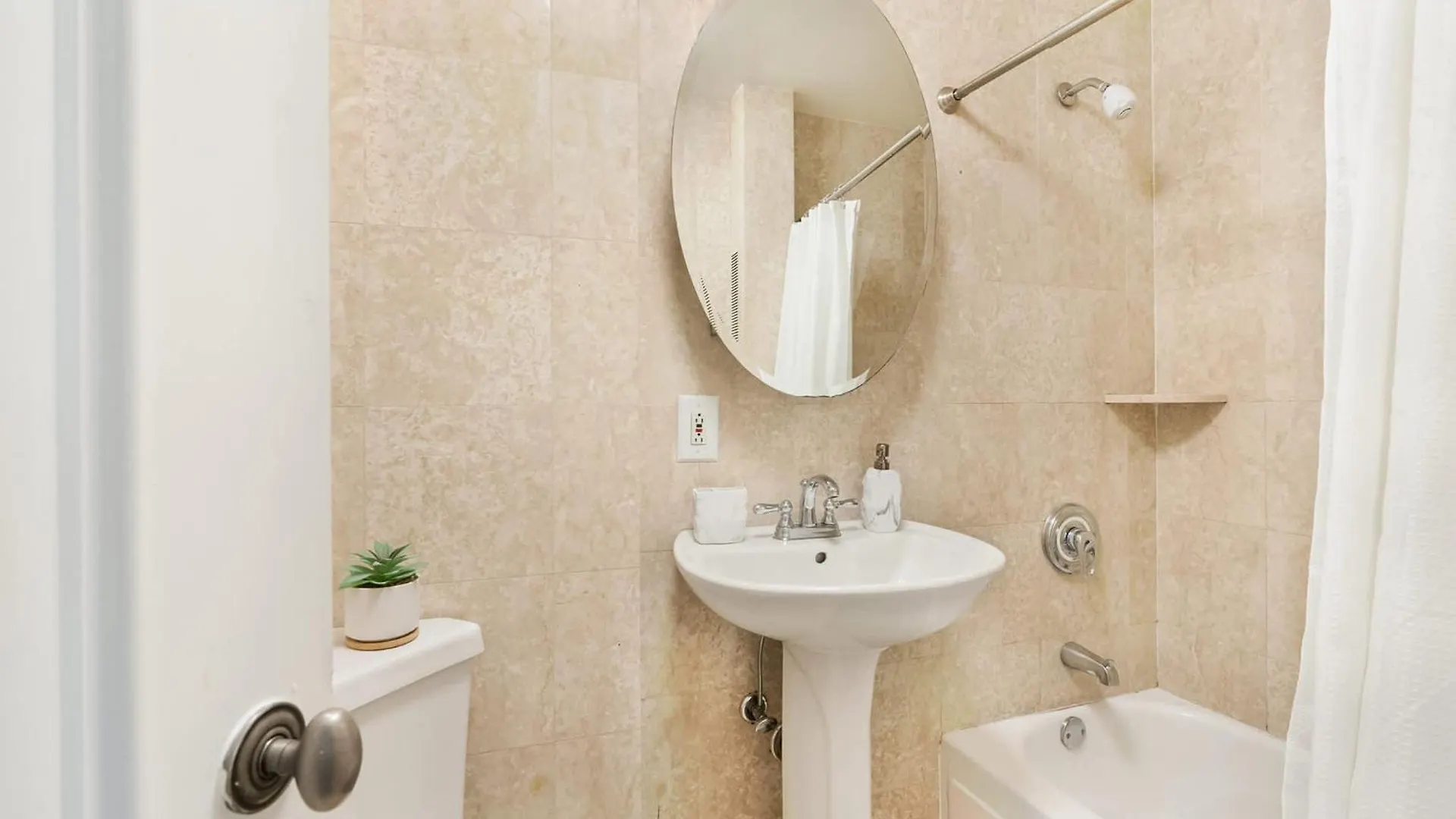 Apartmán 73-308 New 1Br 1Bth Uws Doorman Gym New York